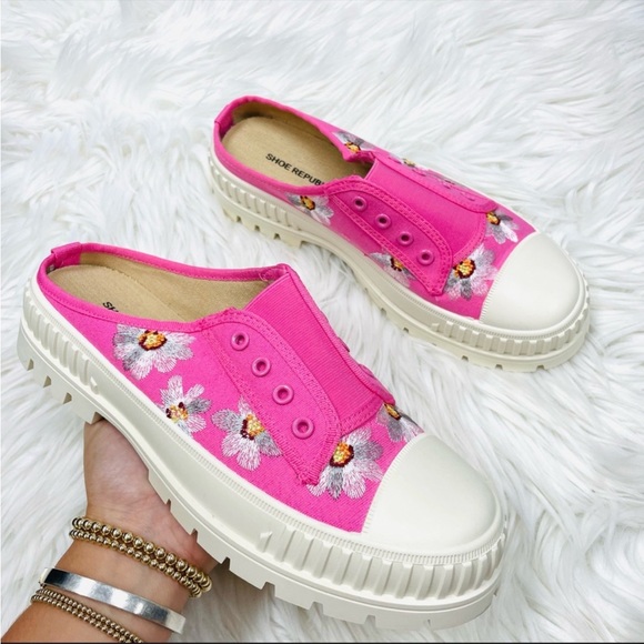 Pink canvas embroidered flower open back slip on chunky sneaker - Picture 2 of 5